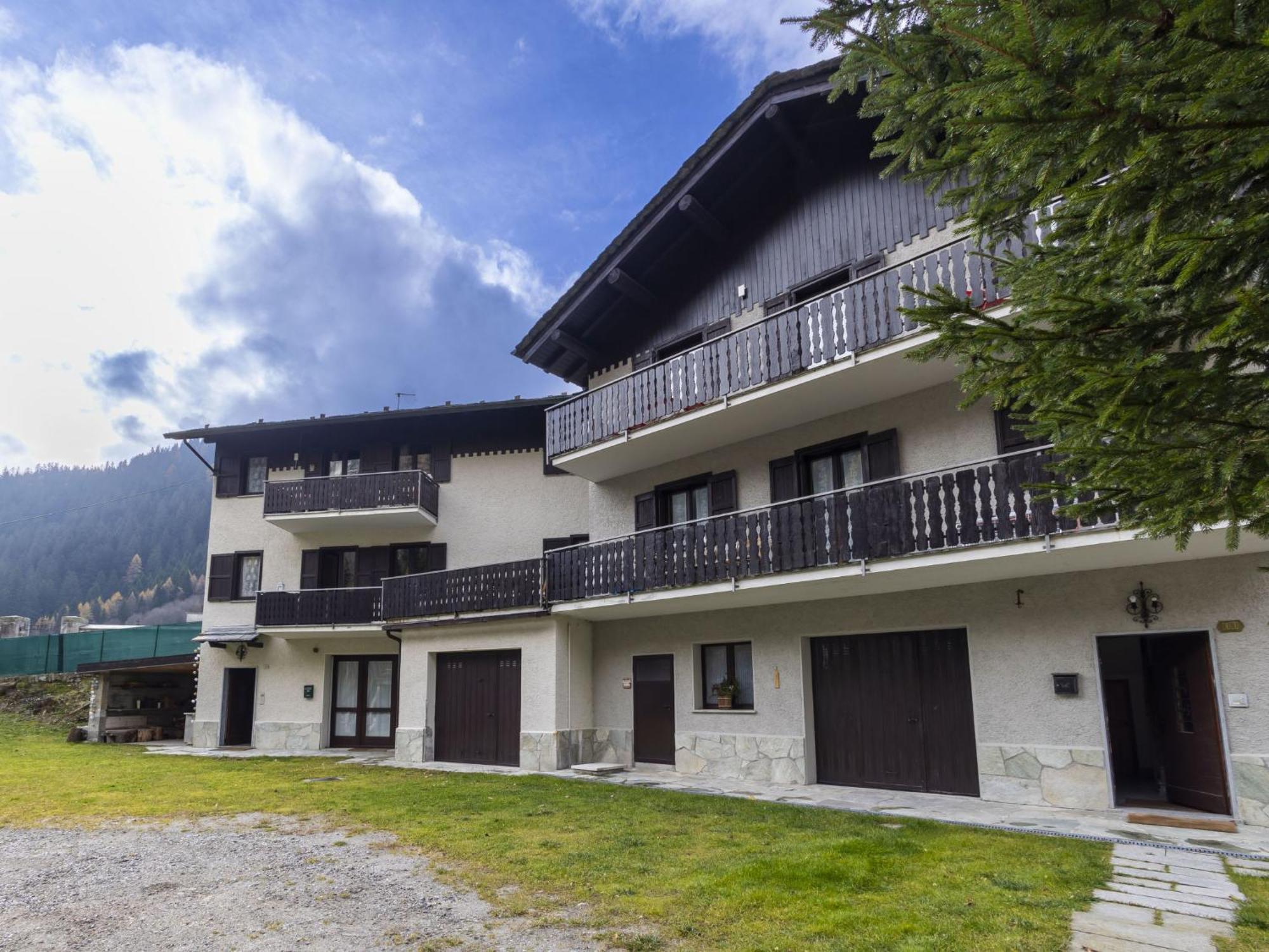 Apartment Isola Di Madesimo Apartments-2 By Interhome Kültér fotó