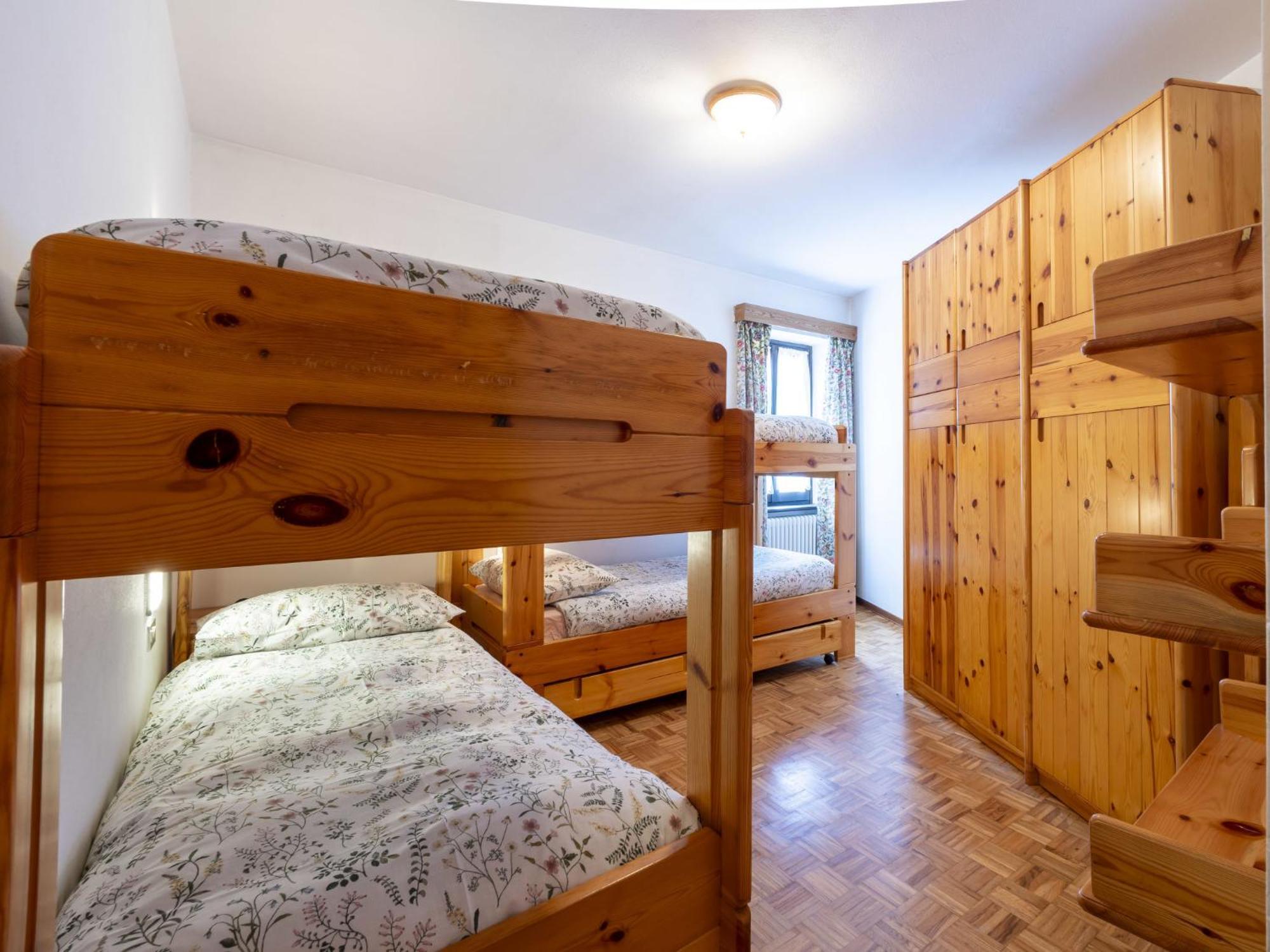 Apartment Isola Di Madesimo Apartments-2 By Interhome Kültér fotó